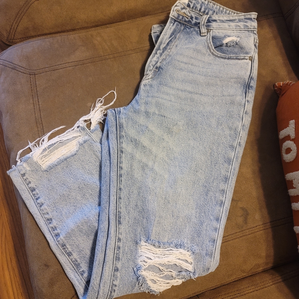 Casual Light Blue Distressed Boyfriend Jeans